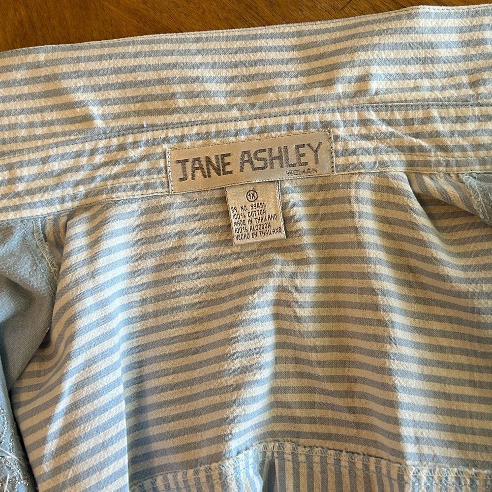 Vintage Jane Ashley Blue & White Striped Embroidered Shirt - pearl beading- 1X - Picture 12 of 12